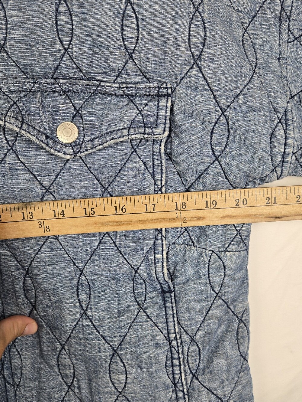 AMO Quilted Denim Jacket Womens Sz Medium In Blue - Picture 3 of 12